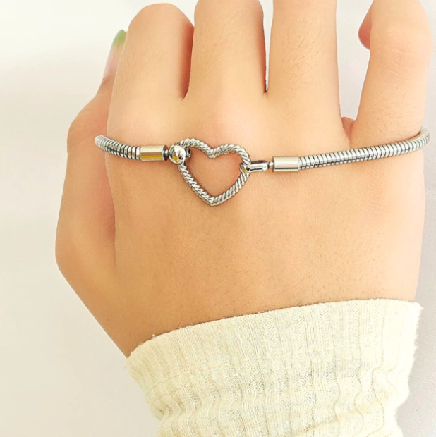 Love Chain Bracelet